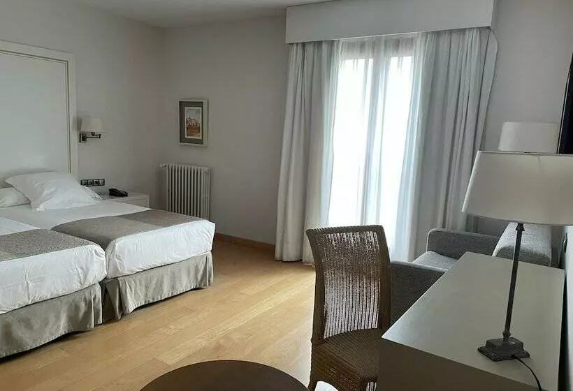 Parador De Puebla De Sanabria