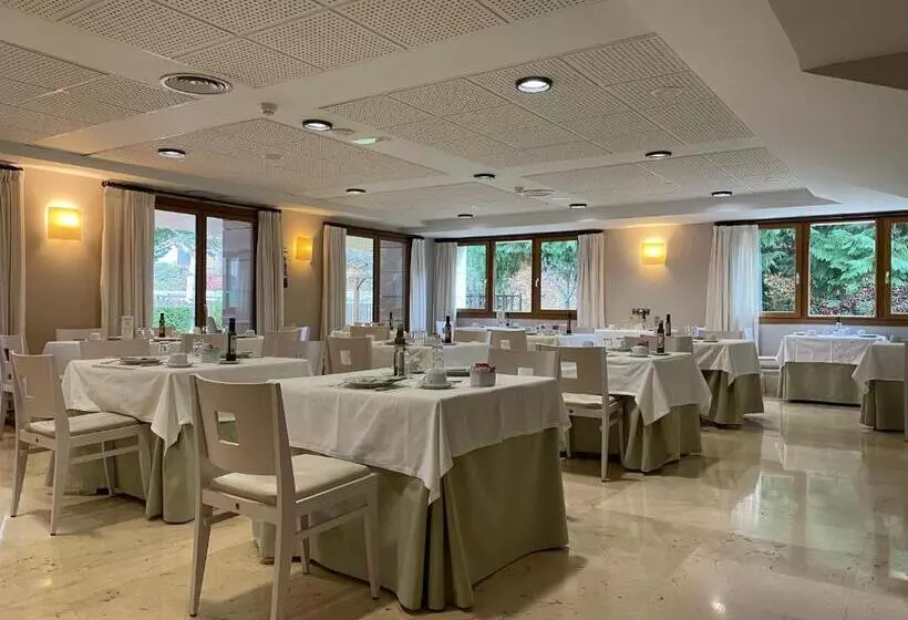 Parador De Puebla De Sanabria