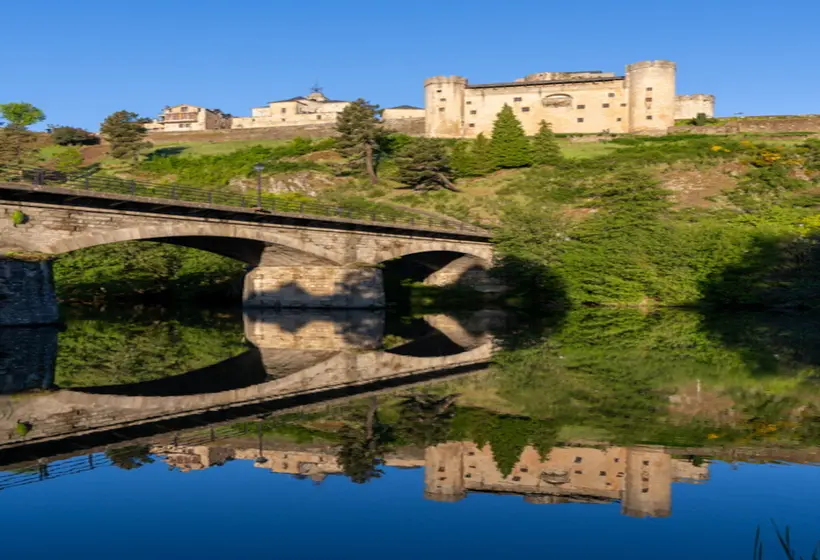 Parador De Puebla De Sanabria