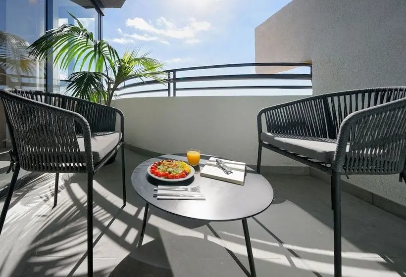 リゾートホテル Hovima Suites Costa Adeje