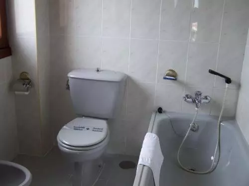 בית מלון כפרי Alemar