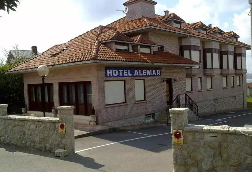 בית מלון כפרי Alemar