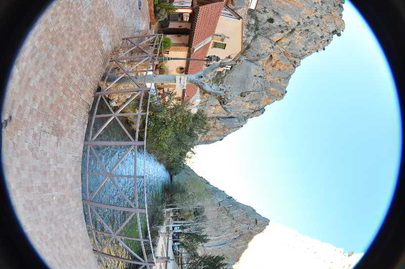 هتل Balneario De La Virgen