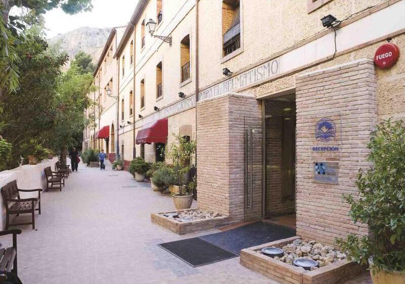 هتل Balneario De La Virgen