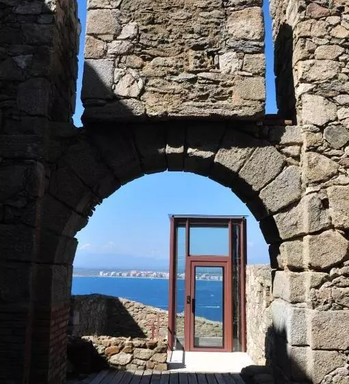 هتل Canyelles Platja