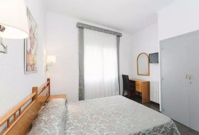 酒店 Catalunya Park