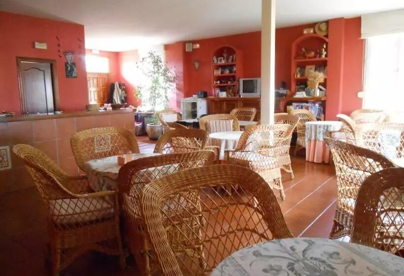 בית מלון כפרי Hostal Burgos