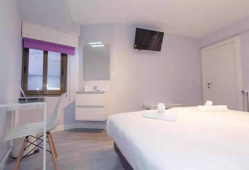 בית מלון כפרי Hostal Viena