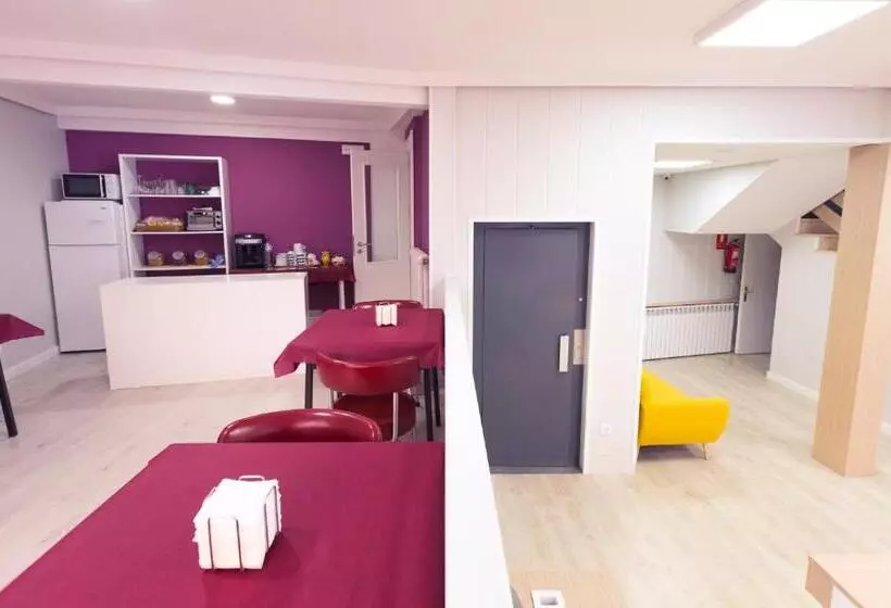 בית מלון כפרי Hostal Viena