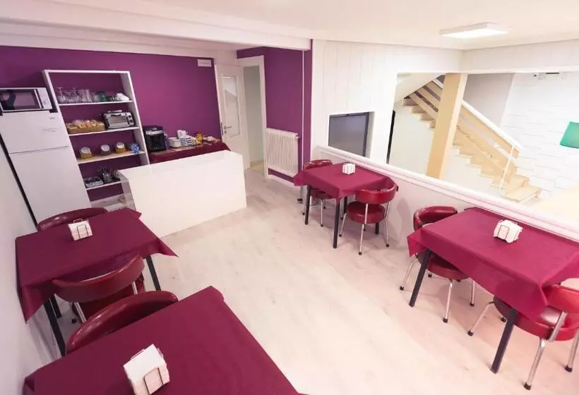 בית מלון כפרי Hostal Viena