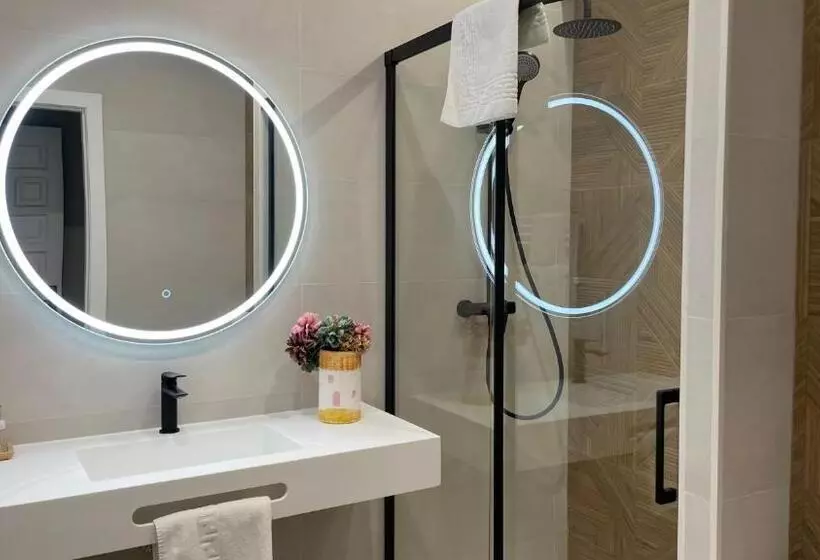 Отель La Finca Mercedes