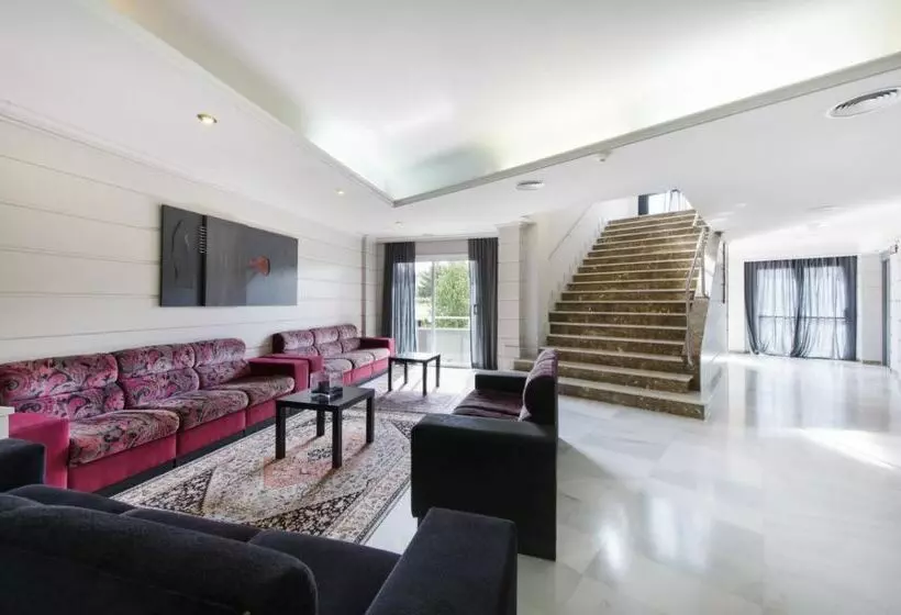 בית מלון כפרי Mirallac