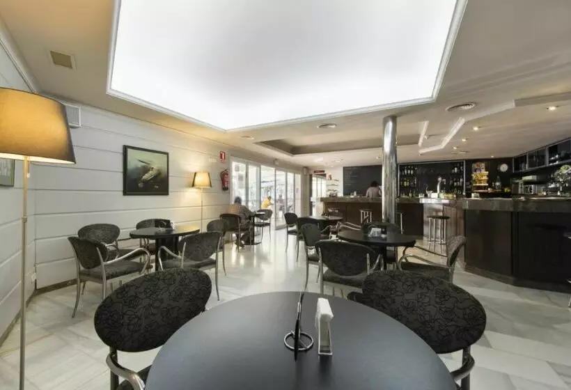 בית מלון כפרי Mirallac