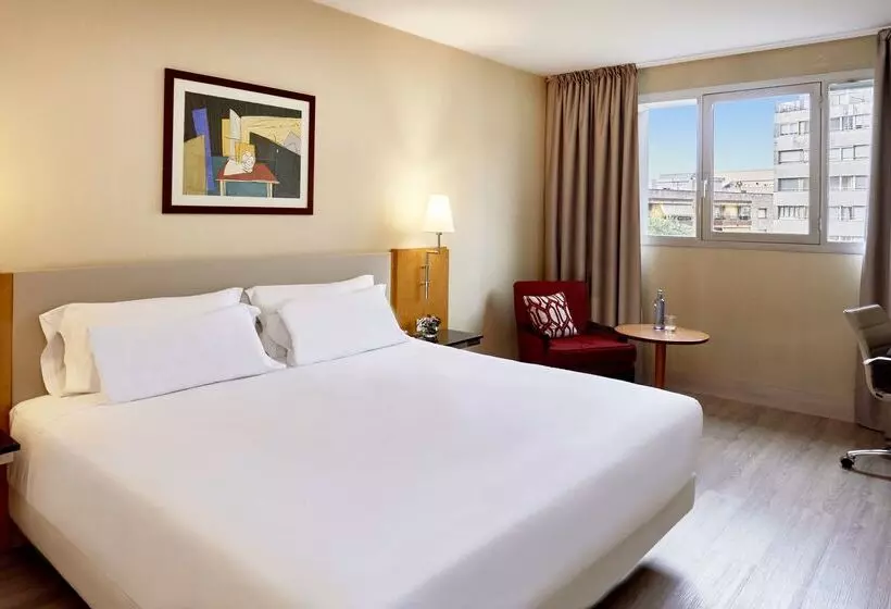 Hotel NH Ciutat De Reus