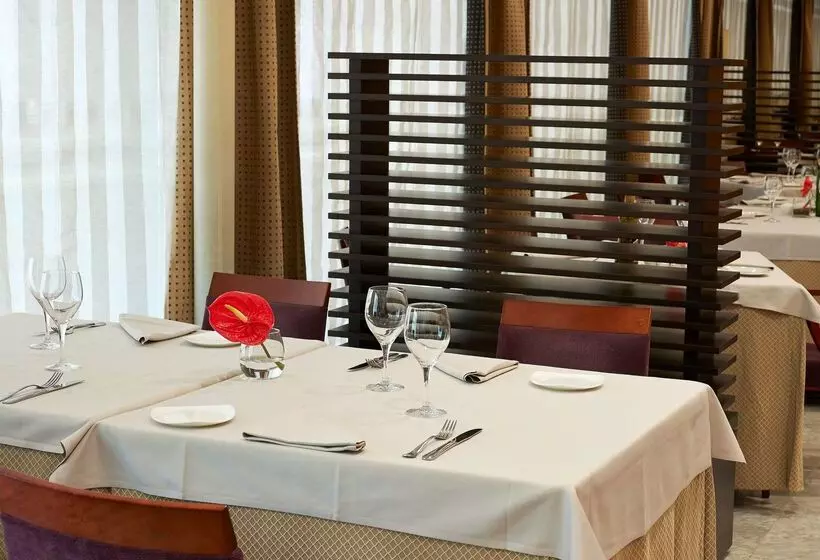 Hotel NH Ciutat De Reus