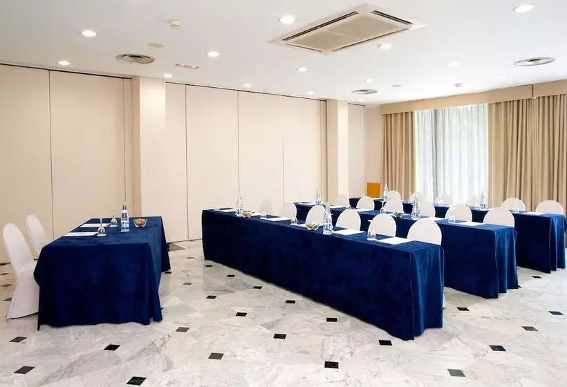 Hotel NH Ciutat De Reus