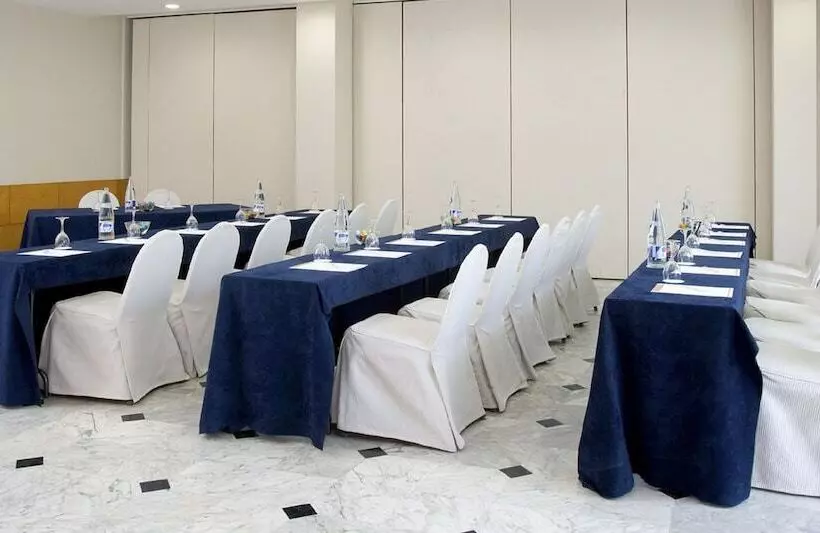 Hotel NH Ciutat De Reus