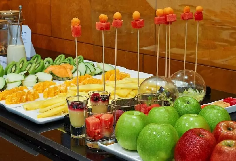 Hotel NH Ciutat De Reus