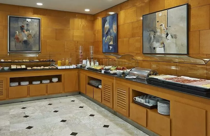 Hotel NH Ciutat De Reus