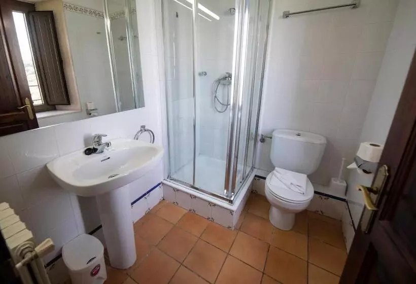 Hotel Santuari De La Salut De Sant Feliu De Pallerols