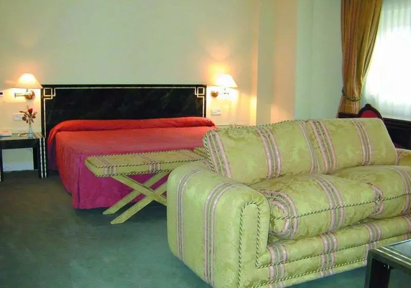 Insignia Hotel Sierra Real