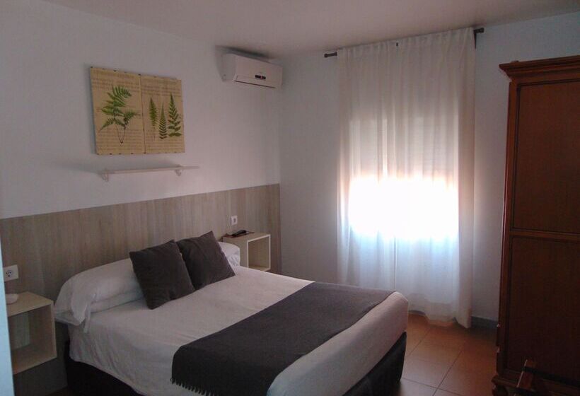 בית מלון כפרי Campomar Playa