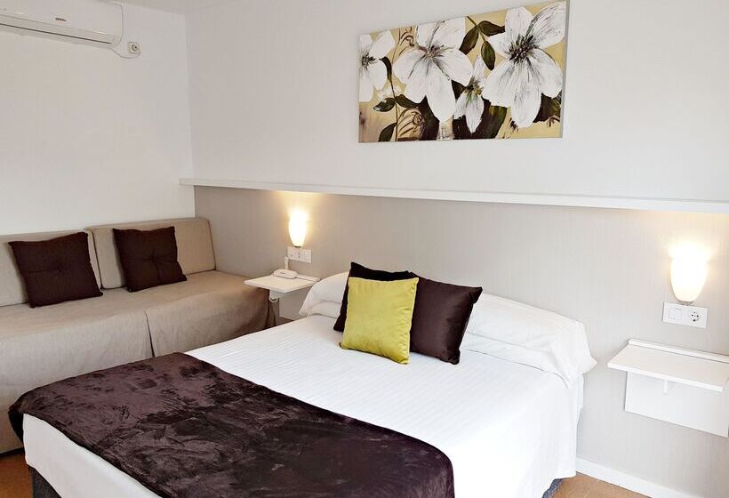 בית מלון כפרי Campomar Playa