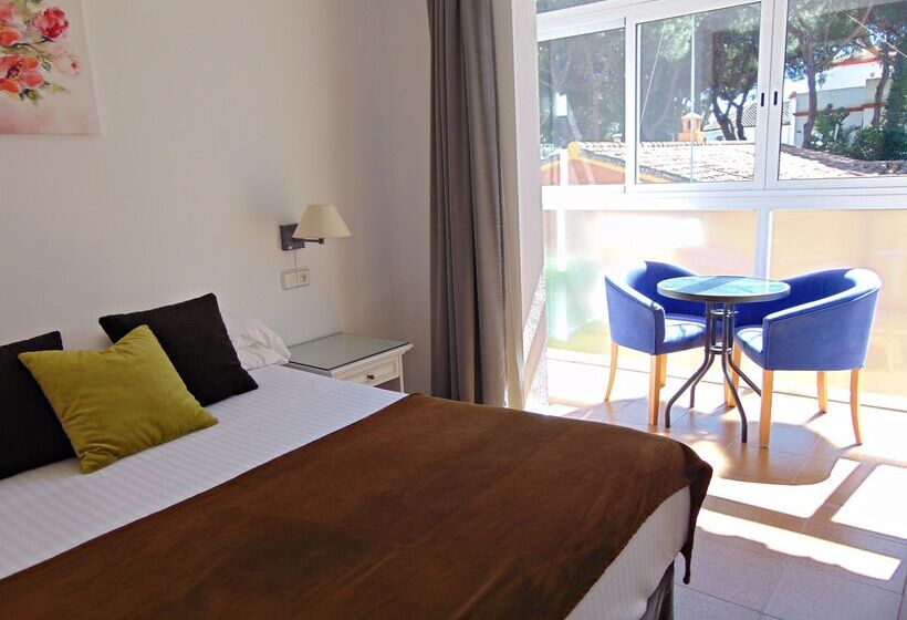 בית מלון כפרי Campomar Playa