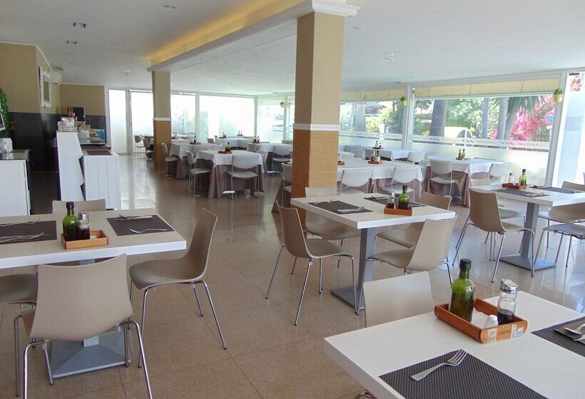 בית מלון כפרי Campomar Playa