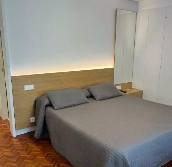 בית מלון כפרי Hostal Charo Ii