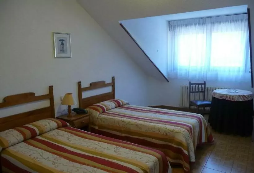 ホテル Hostal Gogar