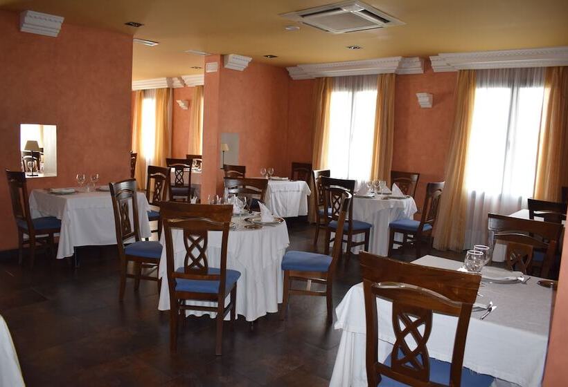 Отель Hostal La Bamba