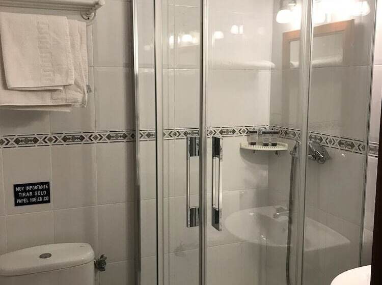 هتل Hostal La Mexicana