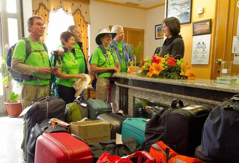 فندق Restaurante Xaneiro