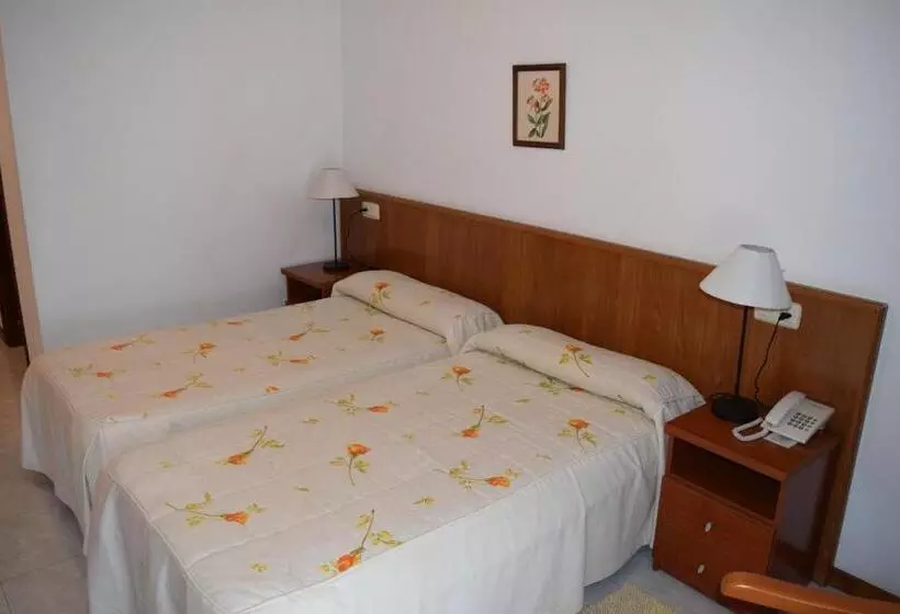 فندق Restaurante Xaneiro