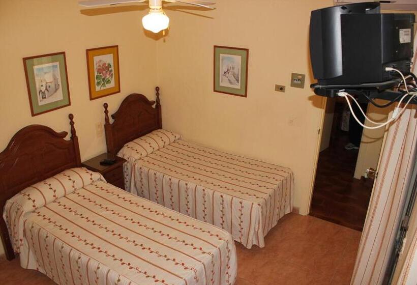 مُتل Hostal Andalucia