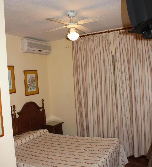 مُتل Hostal Andalucia