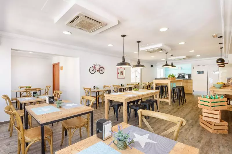 Hostal Jume  Urban Rooms