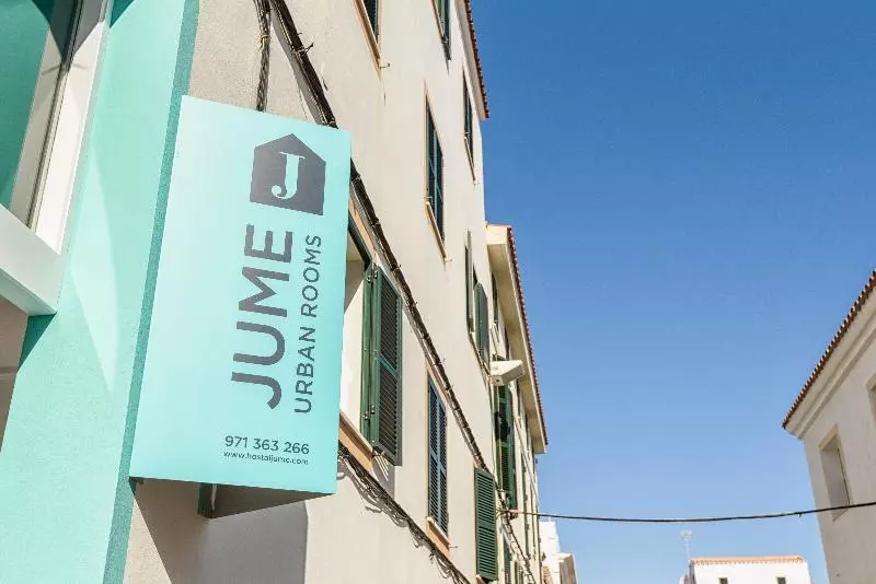 Hostal Jume  Urban Rooms