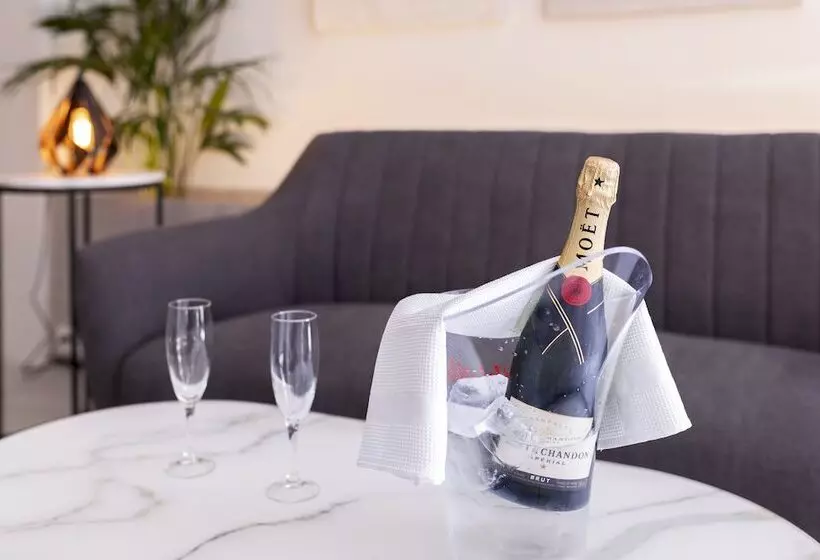 בית מלון כפרי Alfons