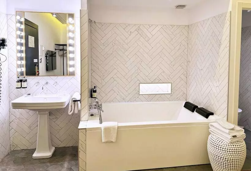 هتل H La Paloma Boutique