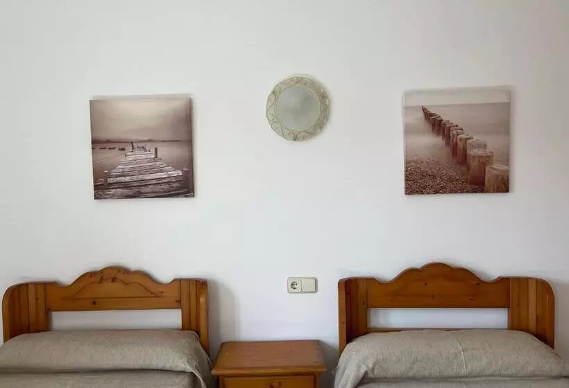 酒店 Hostal Can Gallu