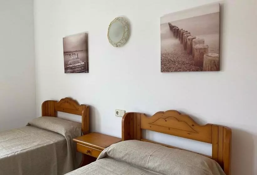 酒店 Hostal Can Gallu