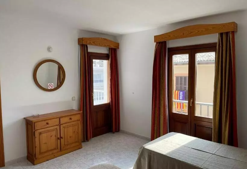 酒店 Hostal Can Gallu