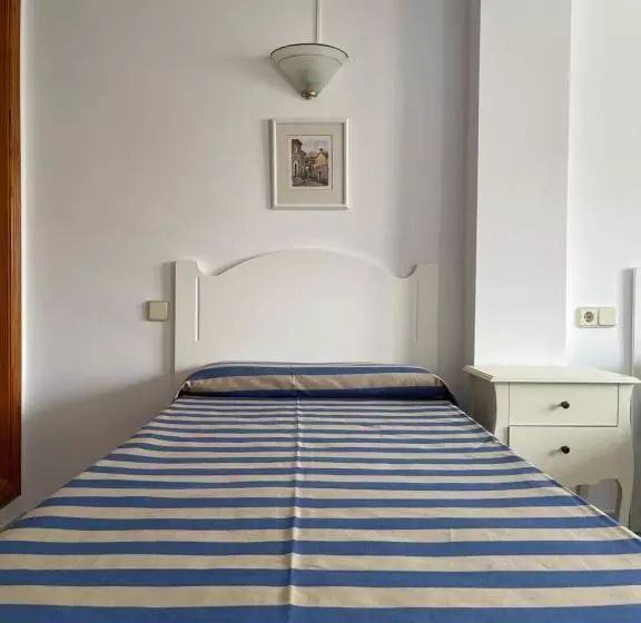 酒店 Hostal Can Gallu