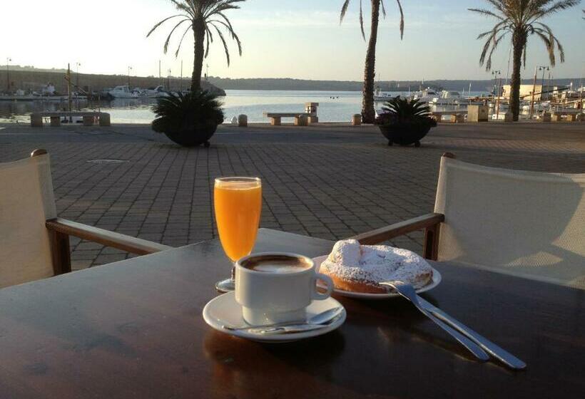 هتل Hostal La Palma