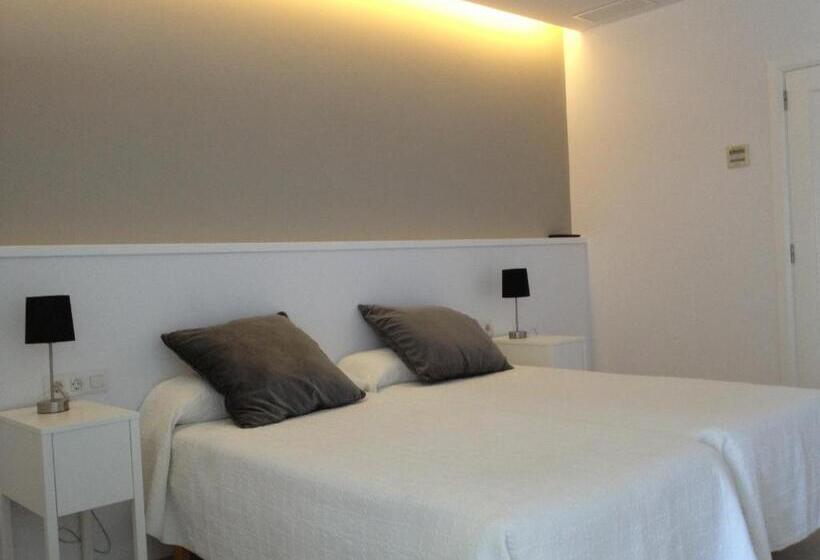 هتل Hostal La Palma