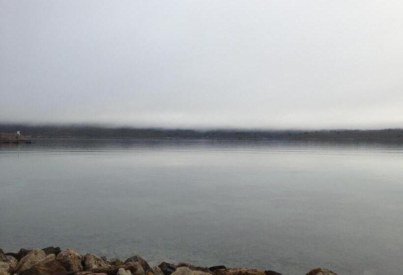 هتل Hostal La Palma