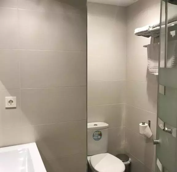 فندق Hostal Libertad