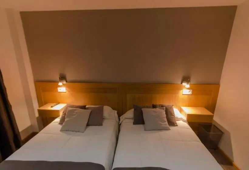 فندق Hostal Libertad